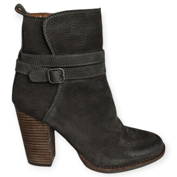Lucky Brand Shoes Latonya Bootie Heeled Ankle Boots Nubuck Storm Black Size 6M - Picture 2 of 13